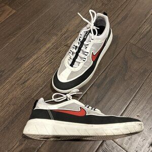 Nike SB Nyjah Free 2 Skate Shoes Men's Size 11 Black/ Red BV2078-002